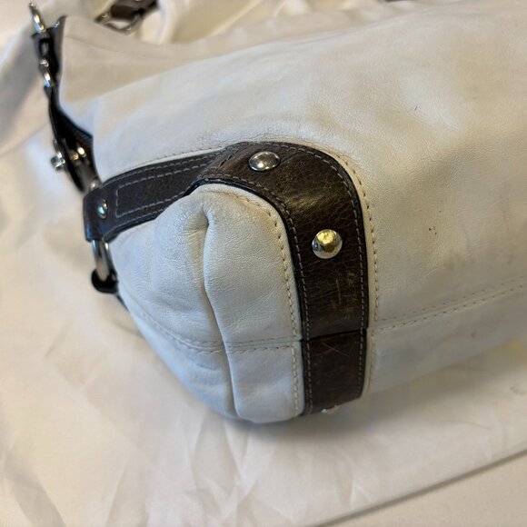 Coach Handbag - Picture 3 of 8